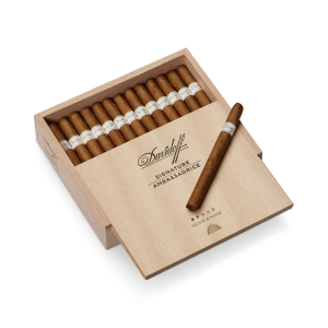 Davidoff Signature Ambassadrice Cigar - Box of 25 (End of Line)