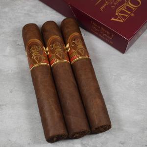 Oliva Serie V - Double Toro Cigar - Pack of 3