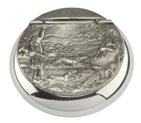 Wilson of Sharrows Pewter Snuff Box - Country Scene Lid