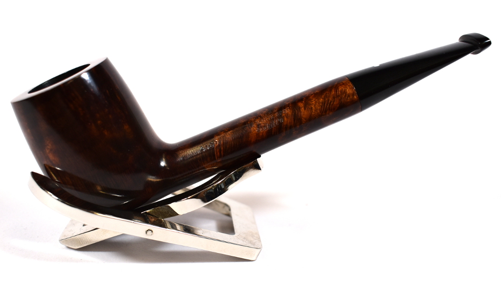 Alfred Dunhill - The White Spot Amber Root 4109 Group 4 Straight Canadian Fishtail Pipe (DUN225)