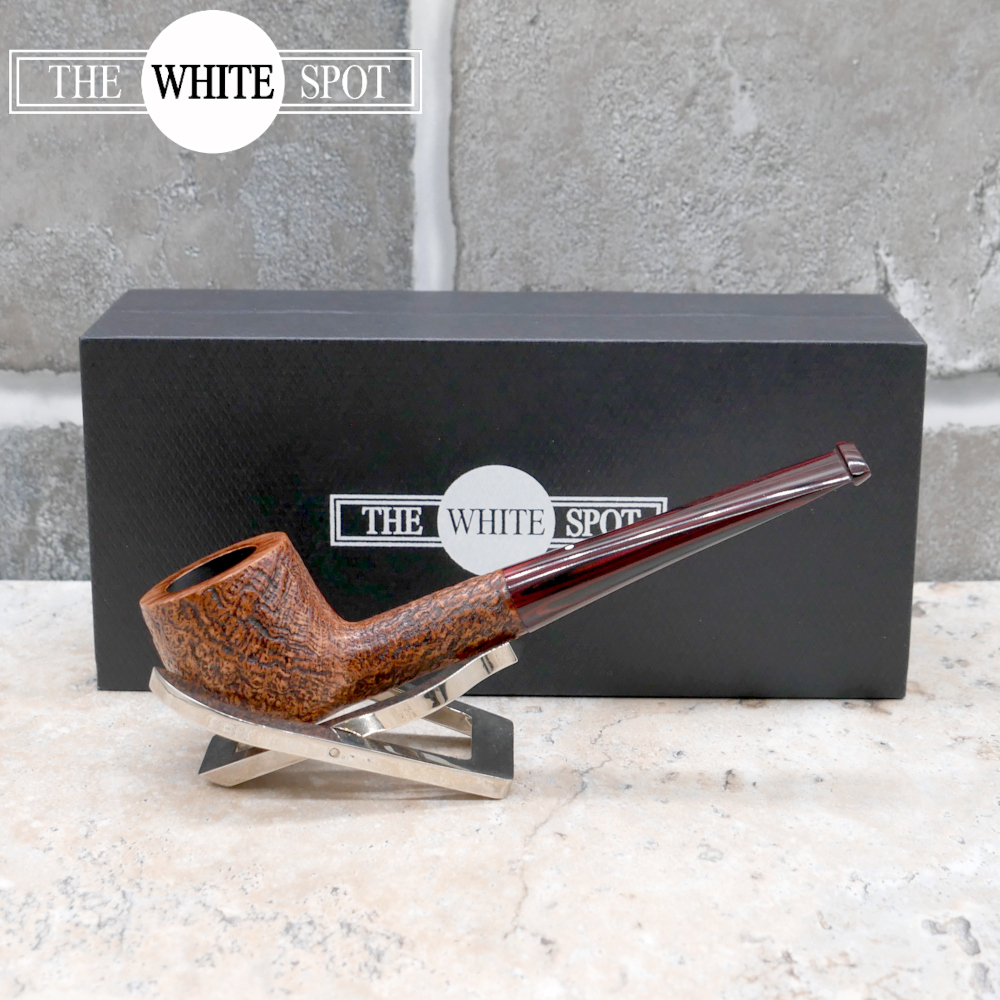 Alfred Dunhill - The White Spot County 3106 Group 3 Pot Fishtail Pipe (DUN249)