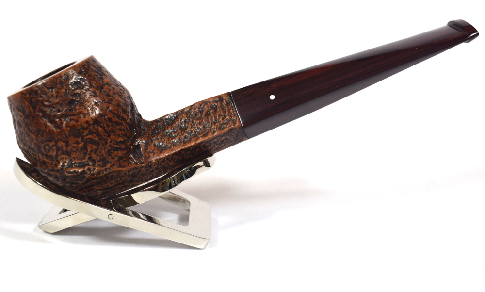 Alfred Dunhill - The White Spot County 6104 Group 6 Bulldog Fishtail Pipe (DUN251)