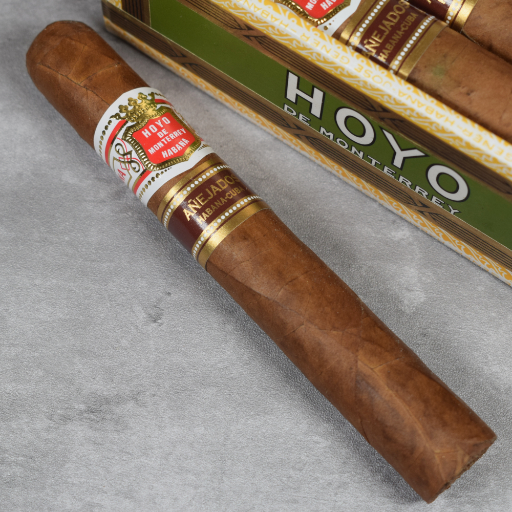 Hoyo de Monterrey Hermosos No. 4 Anejados Cigar - 1 Single