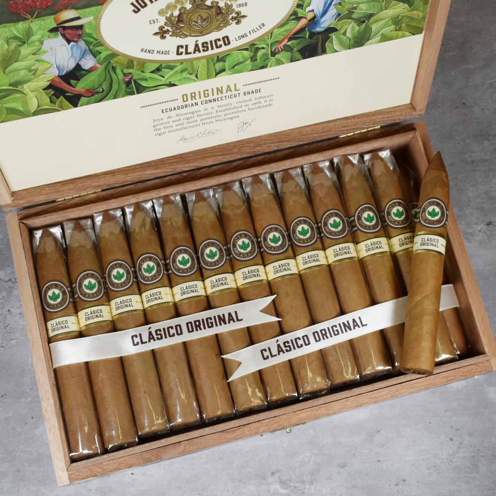 Joya de Nicaragua Clasico Torpedo Cigar - Box of 25