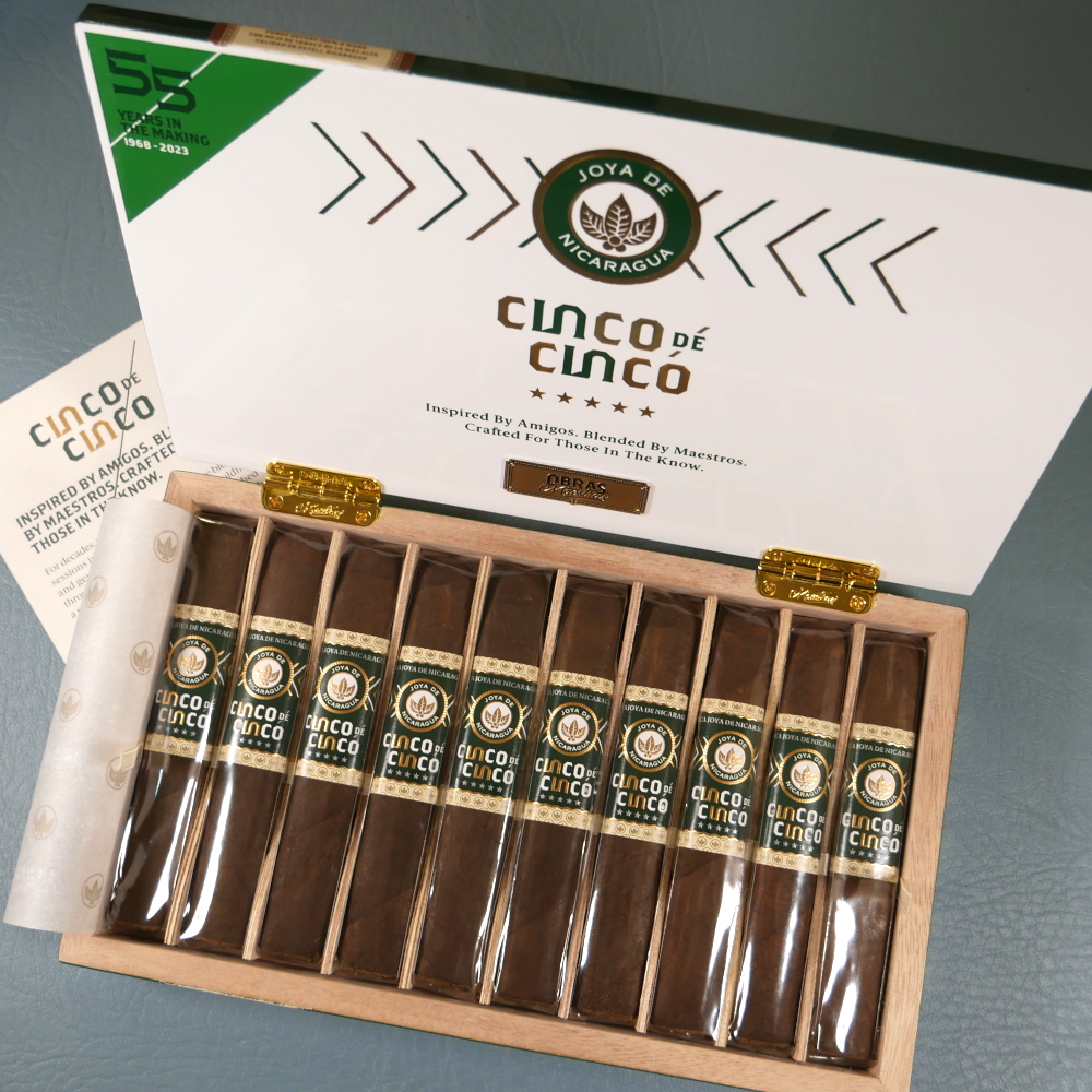 Joya de Nicaragua Cinco De Cinco Robusto Cigar - Box of 10