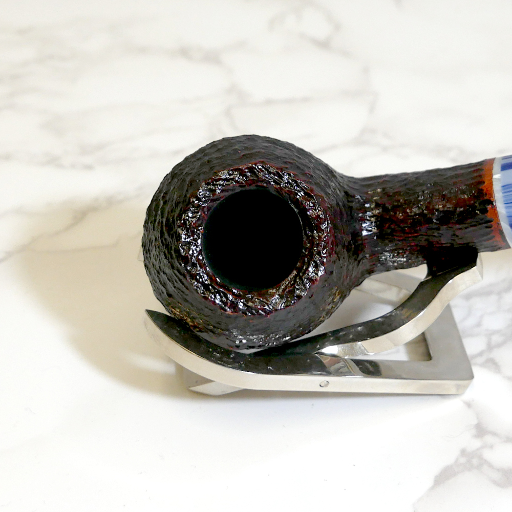 Tom Eltang: Sandblasted Gold Pencil Shank Liverpool Tobacco Pipe