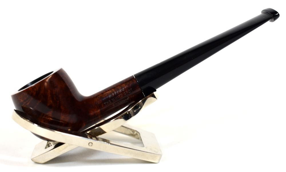 Alfred Dunhill - The White Spot Amber Root 2106 Group 2 Pot Straight Pipe (DUN178)