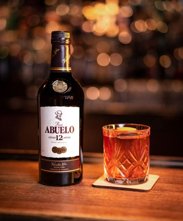 Ron Abuelo 12 Year Old Rum - 70cl 40%