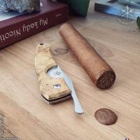 Les Fines Lames Le Petit Classic - The Cigar Pocket Knife - Acacia Burl