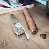 Les Fines Lames Le Petit - The Cigar Pocket Knife - Brass Hexagon