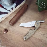 Les Fines Lames Le Petit - The Cigar Pocket Knife - Brass Hexagon