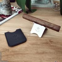 Les Fines Lames Leather Cigar Stand - Black