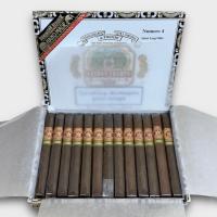 Arturo Fuente Gran Reserva Numero 4 Cigar - Box of 25