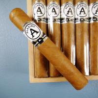 Aladino Connecticut Robusto Cigar - Box of 20