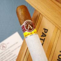 Aladino Corojo Patton Cigar - 1 Single