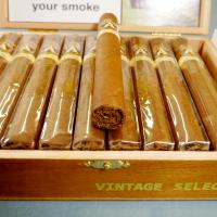 Aladino Vintage Selection Toro Cigar - 1 Single