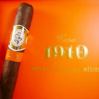 Casa 1910 Revolutionary Edition Tierra Blanca Toro Cigar - Box of 10