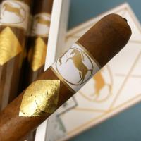 Cavalier Geneve White Label Series Toro Cigar - 1 Single