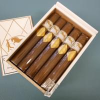 Cavalier Geneve White Label Series Toro Cigar - Box of 20