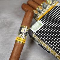 Cohiba Exquisitos Cigar - Pack of 5 (2016)