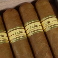 NUB Connecticut 354 Cigar - Box of 24