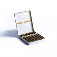 Davidoff Primeros Dominican Maduro Cigar - Tin of 6