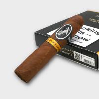 Davidoff Puro Dominicano Short Robusto Cigar - Pack of 5