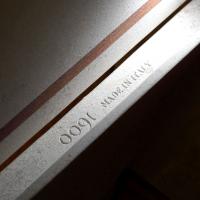 Davidoff Monolith Humidor - Cream Limestone - 120 Cigar Capacity