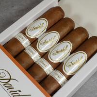 Davidoff Grand Cru Toro Cigar - Pack of 4