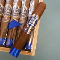 Don Pepin Garcia Blue Label Invictos Robusto Cigar - Box of 24