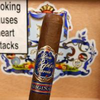 Don Pepin Garcia Blue Label Invictos Robusto Cigar - Box of 24