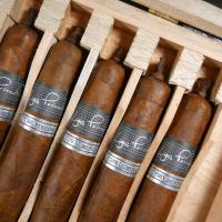 Drew Estate Liga Privada 10 Seleccion De Mercado Robusto Cigar - Box of 10