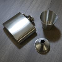 Artamis 2oz Stainless Steel Flask Gift Set