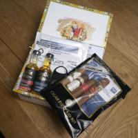 The Gift of Luxury Box Sampler