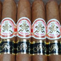 Hoyo de Monterrey Double Coronas Gran Reserva - Box of 15