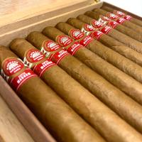 H. Upmann Super Magnum Coleccion Habanos Edicion Book 2020 - Book of 20 Cigars