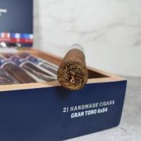 Joya De Nicaragua Limited Edition Dos Cientos Gran Toro Cigar - Box of 21