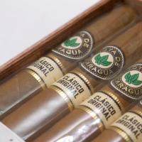 Joya de Nicaragua Clasico Seleccion B Cigar - Box of 25