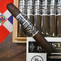 Kristoff Veinte Toro Cigar - Box of 20
