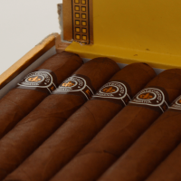 Montecristo No. 5 Cigar - Box of 25
