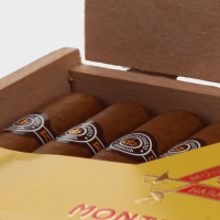 Montecristo Wide Edmundo Cigar - Box of 10