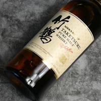 Nikka Taketsuru Pure Malt Japanese Whisky - 70cl 43%