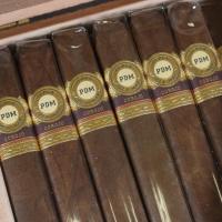 Perla Del Mar Double Toro Cigar - Box of 25