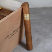 Por Larranaga Petit Coronas Cigar - Cabinet of 50