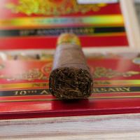 Perdomo 10th Anniversary Nicaragua SG Epicure Cigar - Box of 25