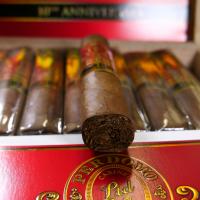 Perdomo 10th Anniversary Nicaragua SG Robusto Cigar - Box of 25