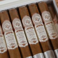 Rocky Patel White Label Robusto Cigar - Box of 20