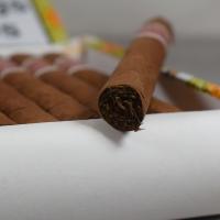 Romeo y Julieta Petit Julietas Cigar - 1 Single