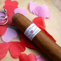 Wedding Cigar Band - MAID OF HONOUR - Just Married Red Heart Design