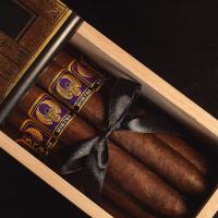 Foundation Highclere Castle Senetjer Limited Edition Cigar - 1 Single